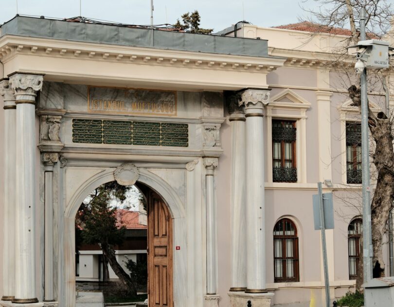 Уход за зубами в Стамбуле: что нужно знать, прежде чем отправить свою улыбку в Турцию